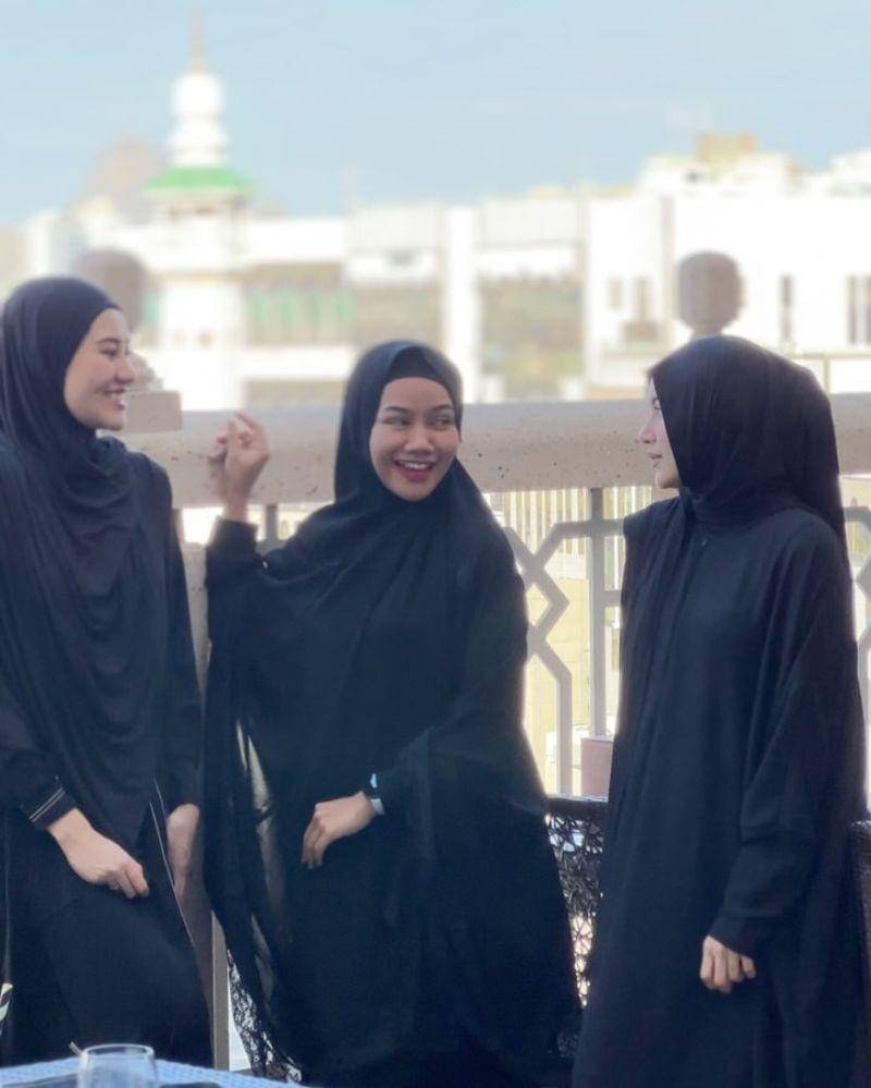 Instagramc.om/rizkyfbian